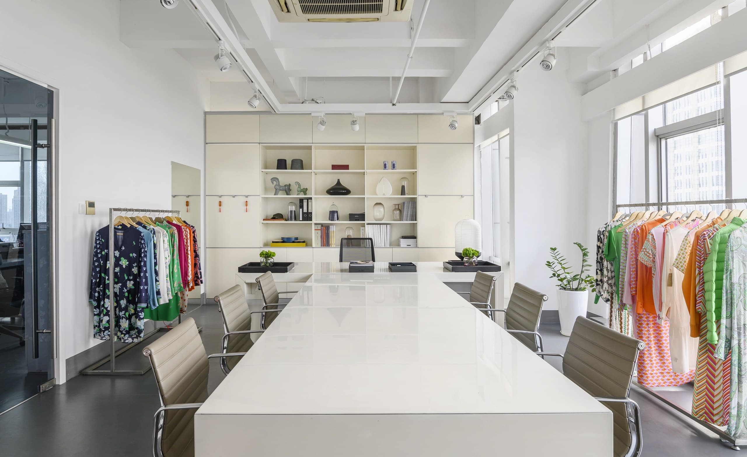 Lagoon showroom